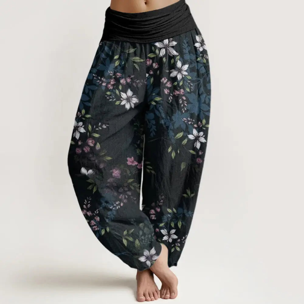 BWOOOH printed harem pants - Cotton Small White Blossoms Green Leaves