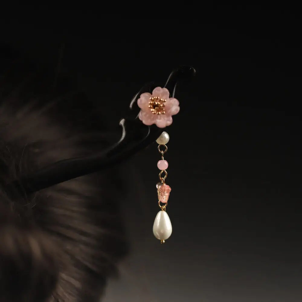 BWOOOH Ebony Flower Butterfly Blessing Hairpin