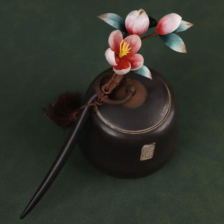 BWOOOH Ebony Wood Velvet Flower Calm Hairpin