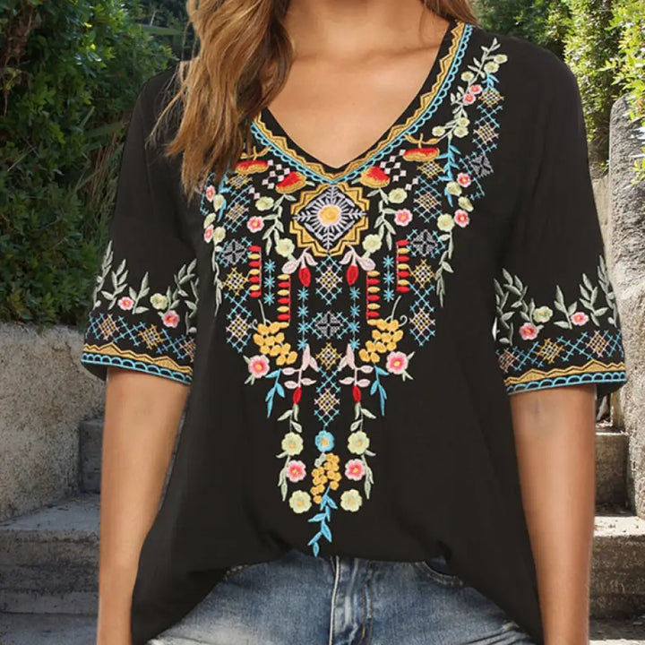 Buddha Stones Embroidery Flower Design Short Sleeve V-neck Cotton Women’s T-Shirt - Black / US4，UK/AU8，EU36 (L)