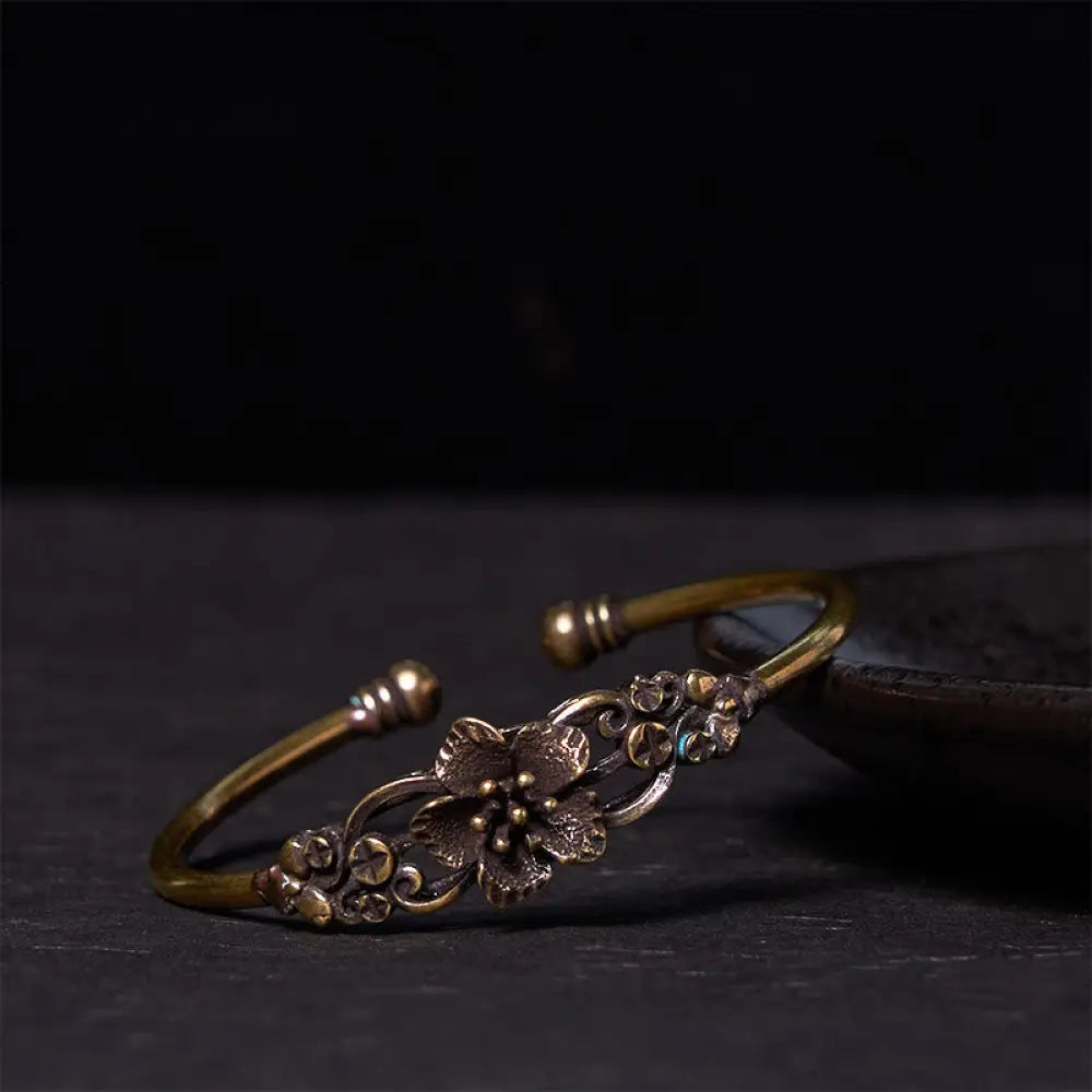 Buddha Stones Flowers Leaves Copper Brass Luck Healing Cuff Bracelet Bangle - BWOOOH - Small Blossom leaves(Wrist