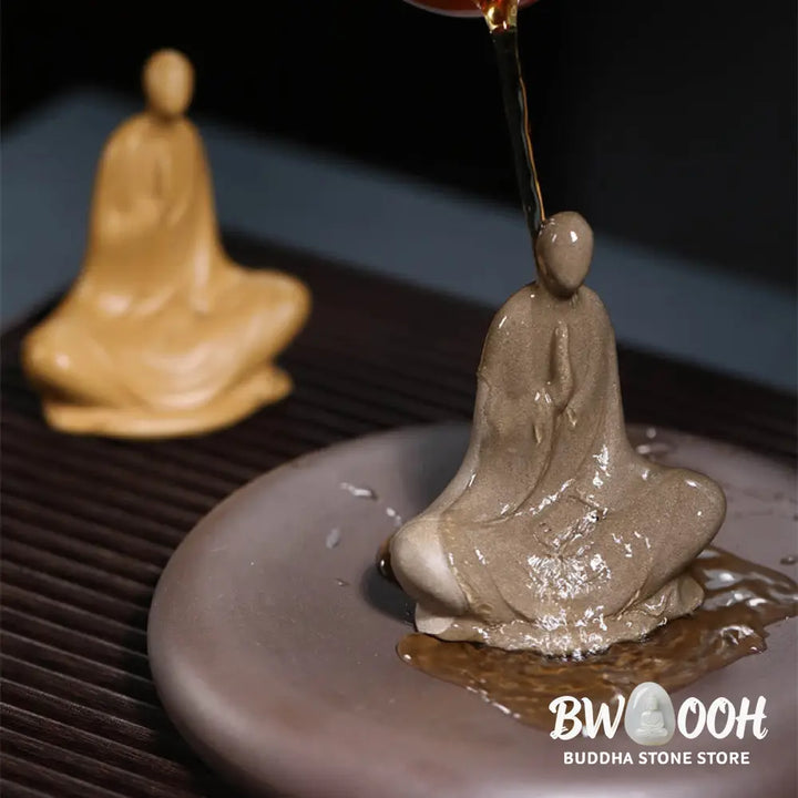 BWOOOH handcrafted Buddha statue - Formless Buddha Prayering Ceramic S