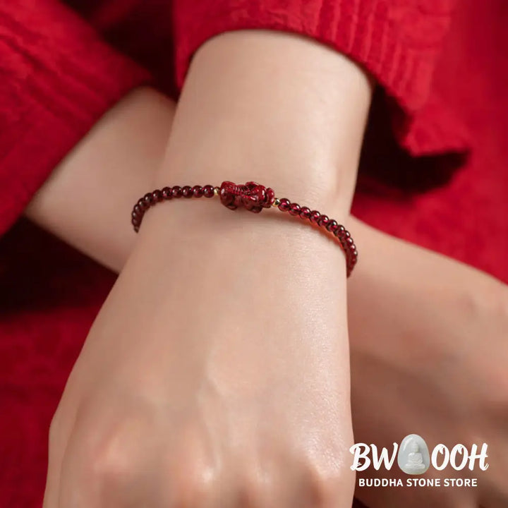BWOOOH Garnet Cinnabar PiXiu Blessing Calm String Bracelet - Baby Pixiu(Wrist Circumference 14-19cm) - Bracelet