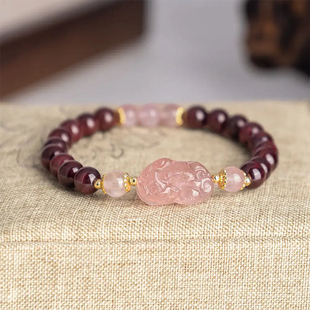 Buddha Stones Garnet Strawberry Quartz Pixiu Lucky Bracelet - Garnet Pink Crystal(Wrist Circumference: 14-16cm)