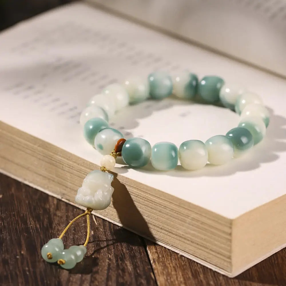 BWOOOH Gradient Bodhi Seed Nine Tailed Fox Cat Paw Claw Pine Cone Peace Bracelet (Extra 40% Off | USE CODE: