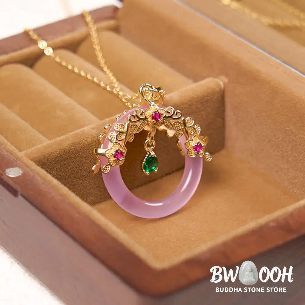 Buddha Stones Green Chalcedony Peace Buckle Design Strength Necklace Pendant - BWOOOH - Necklaces &amp; Pendants