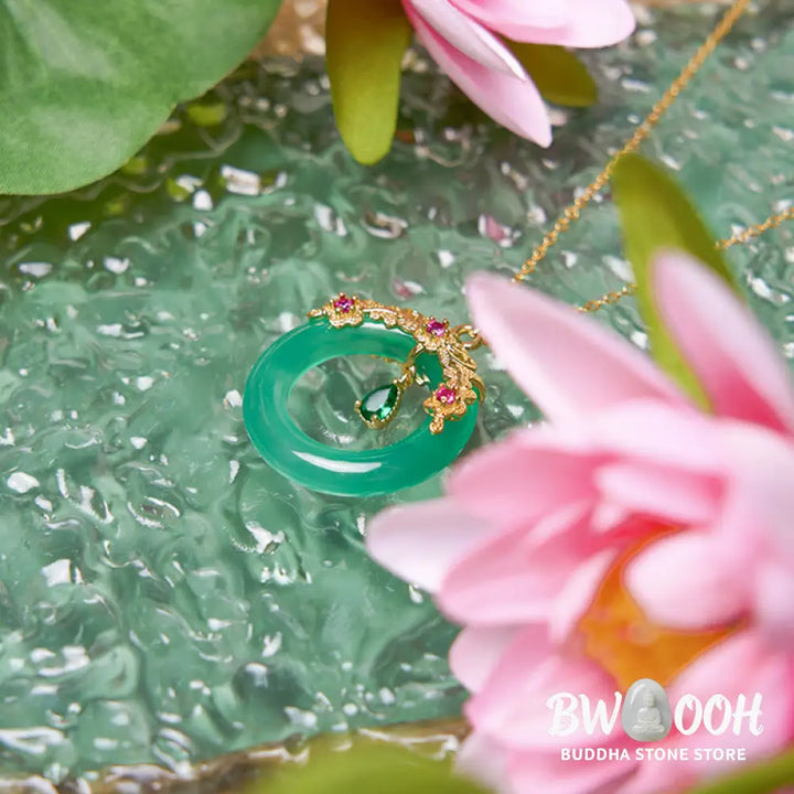Buddha Stones Green Chalcedony Peace Buckle Design Strength Necklace Pendant - BWOOOH - Necklaces &amp; Pendants