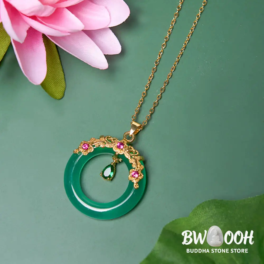 Buddha Stones Green Chalcedony Peace Buckle Design Strength Necklace Pendant - BWOOOH - Necklaces &amp; Pendants