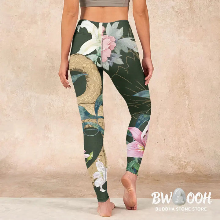 BWOOOH printed yoga leggings - Green Golden Snake Lily Peony Flowers Pr