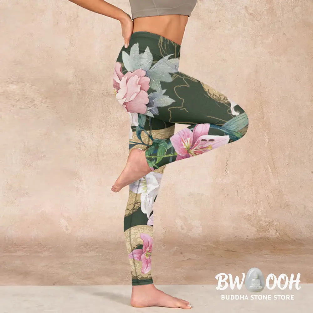 BWOOOH printed yoga leggings - Green Golden Snake Lily Peony Flowers Pr
