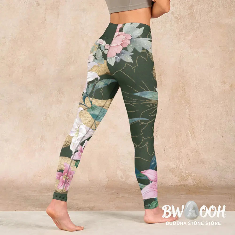 BWOOOH printed yoga leggings - Green Golden Snake Lily Peony Flowers Pr