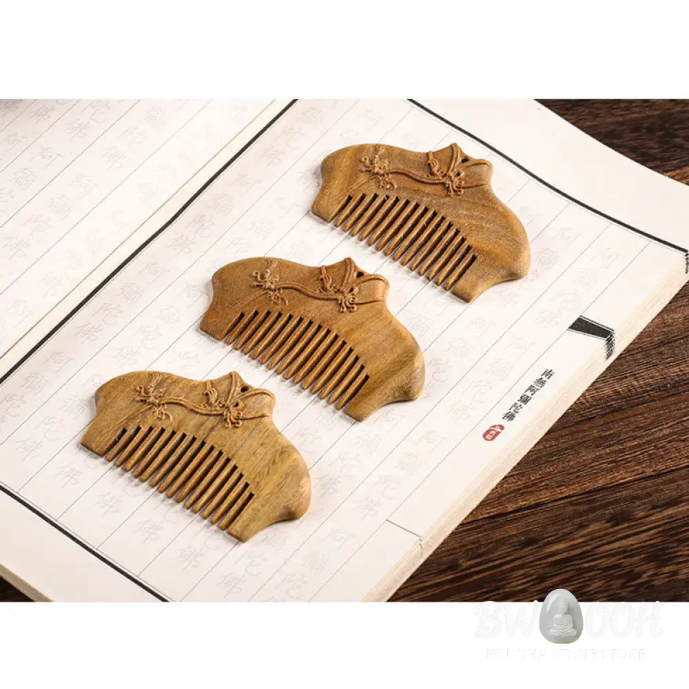 Buddha Stones Green Sandalwood Flower Pattern Engraved Soothing Comb - Comb
