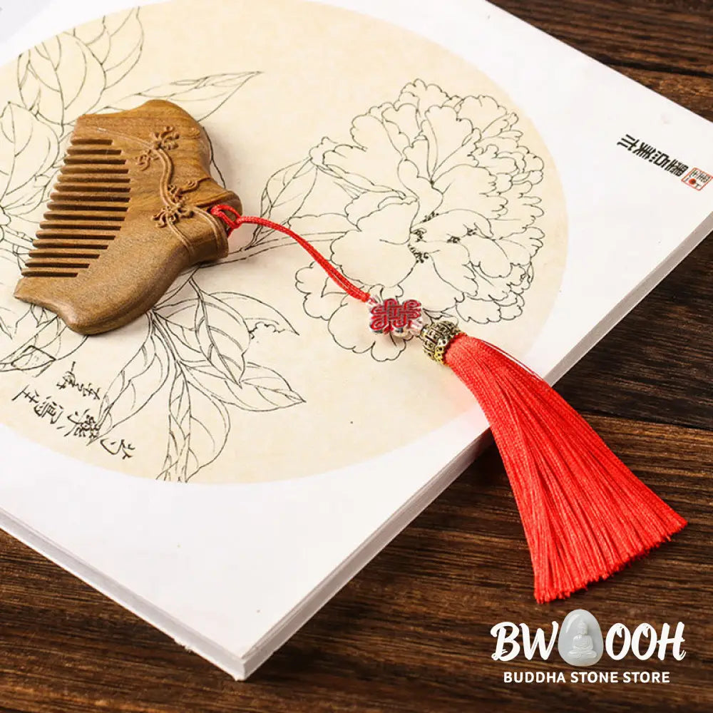 Buddha Stones Green Sandalwood Flower Pattern Engraved Soothing Comb - Comb