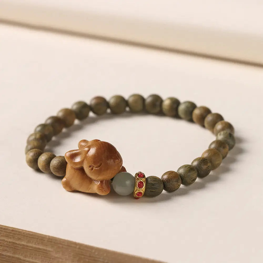 BWOOOH Green Sandalwood Gold Sandalwood Cute Rabbit Positive Bracelet — Green Sandalwood crystal healing bracelet for spir...