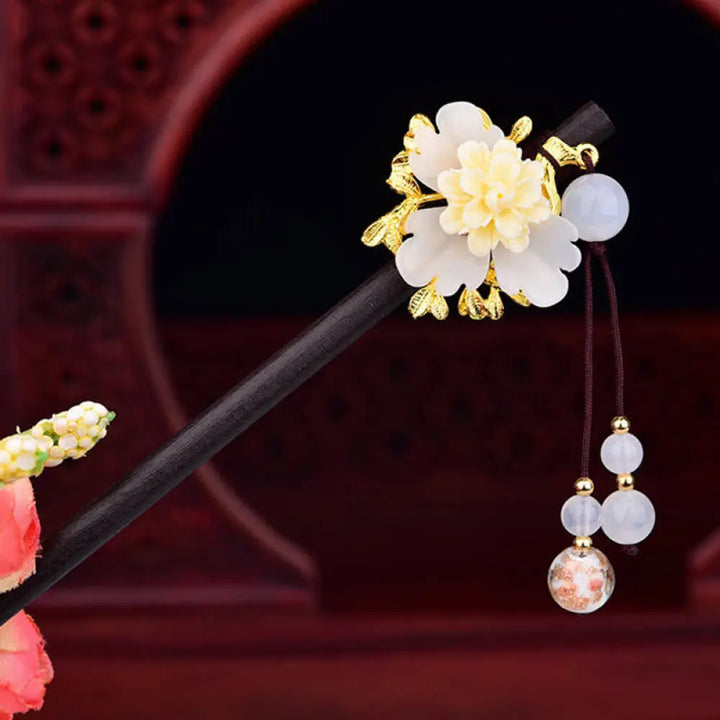 Buddha Stones Green Yellow White Flower Liuli Glass Wood Hairpin - White - Hairpin