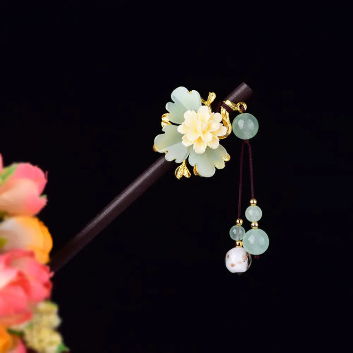 BWOOOH Green Yellow White Flower Liuli Glass Wood Hairpin