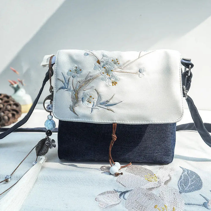 BWOOOH Handmade Embroidered Large Capacity Polyester Canv