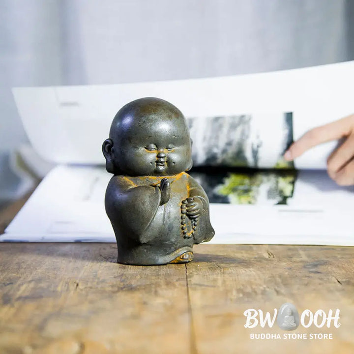 BWOOOH resin Buddha statue - Handmade Little Monk Iron Powder Ru