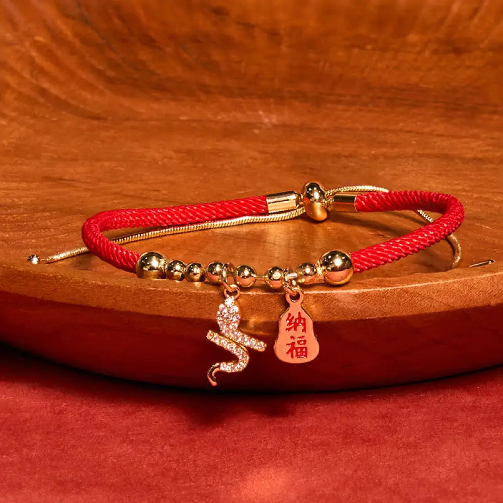 BWOOOH Handmade Red String Fu Character Year Of The Snake Protection Braided Bracelet - BWOOOH - Red