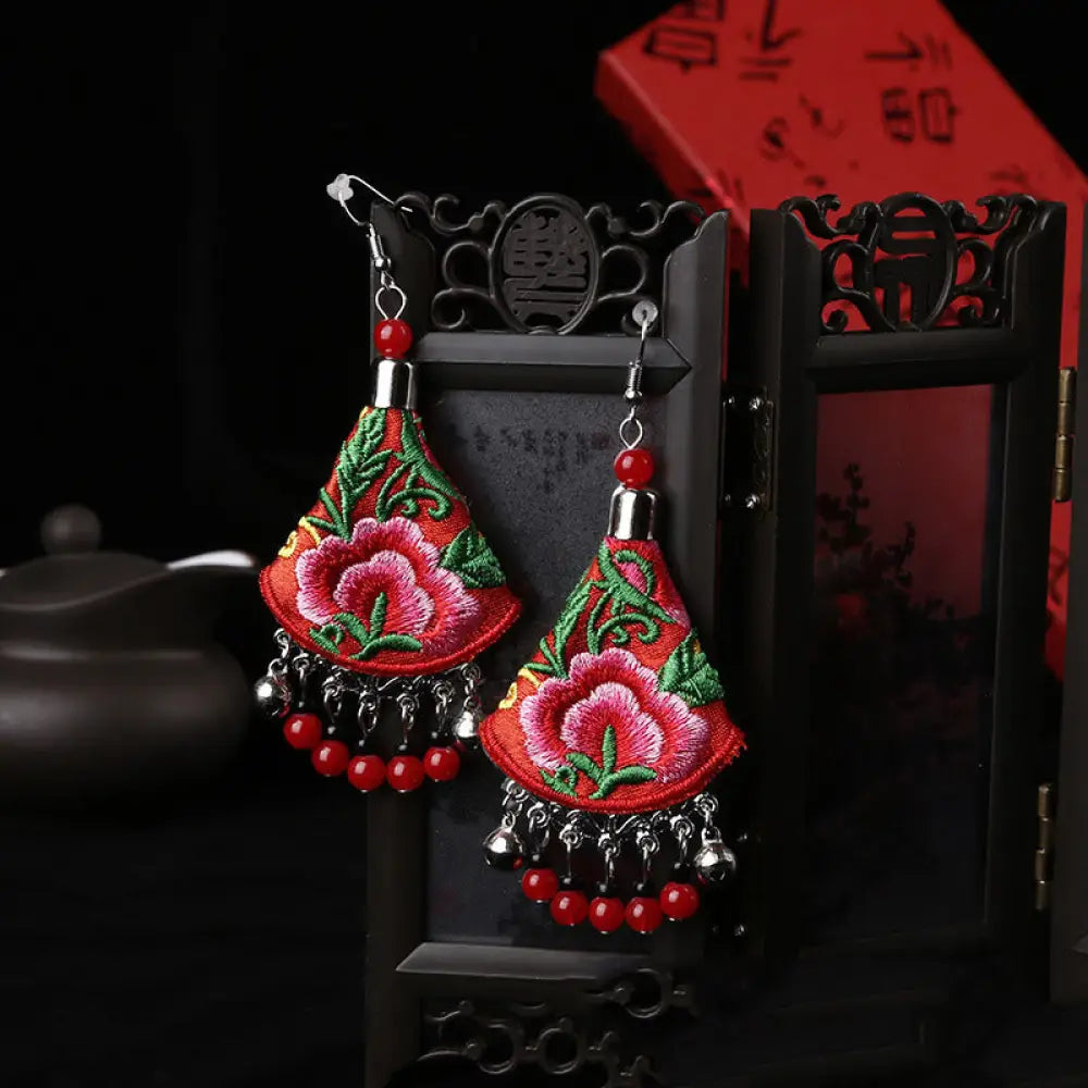 Buddha Stones Handmade Yi Embroidery Flower Harmony Earrings - Red &amp; Red Flower(Alloy Posts) - Earrings