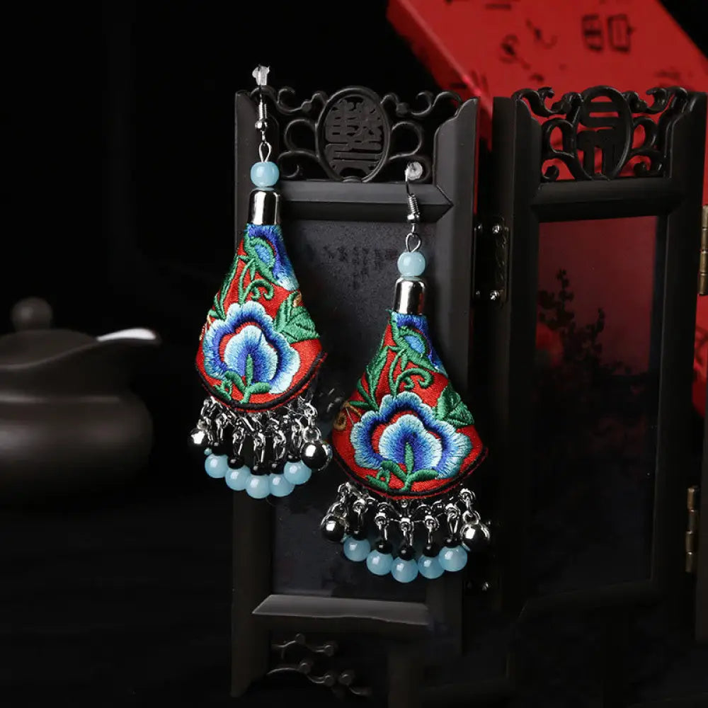 Buddha Stones Handmade Yi Embroidery Flower Harmony Earrings - Red & Blue Flower(Alloy Posts) - Earrings