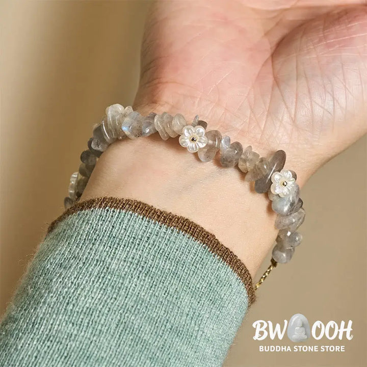 Buddha Stones Irregular Crystal Flower Design Amethyst White Crystal Balance Bracelet - Bracelet