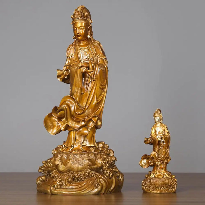 BWOOOH copper Kwan Yin statue - Kwan Yin Avalokitesvara Holding A V