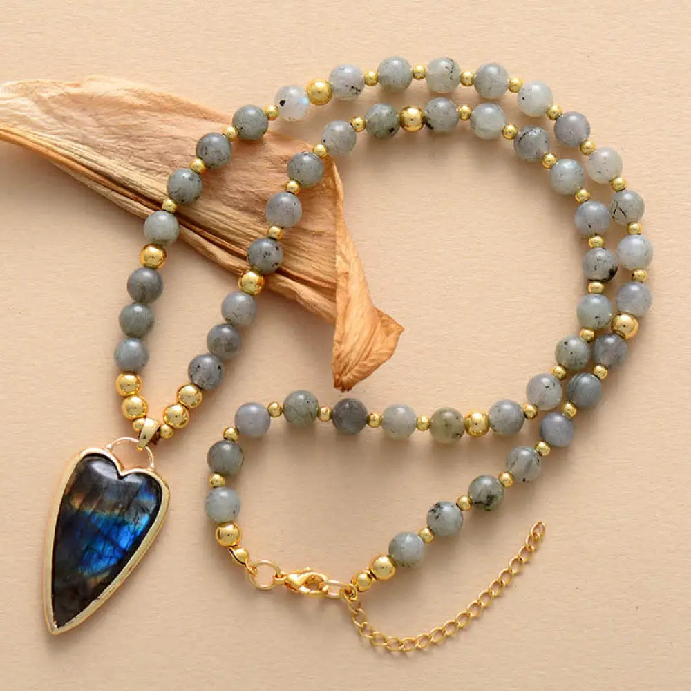 BWOOOH Labradorite Support Healing Beaded Necklace Pendant — iridescent natural labradorite for transformation and hope