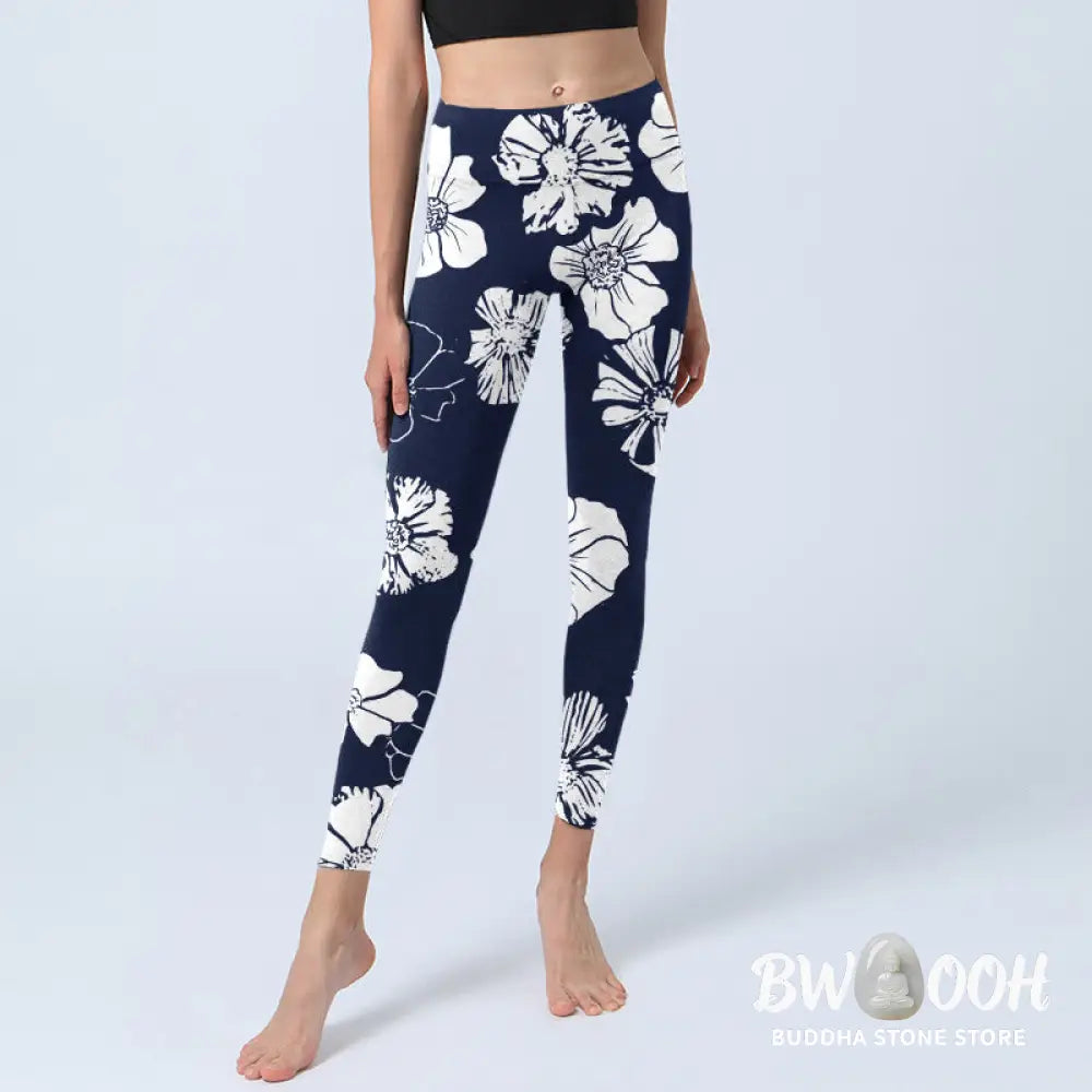 BWOOOH printed yoga leggings - Large White Petals Plants Pattern Print 