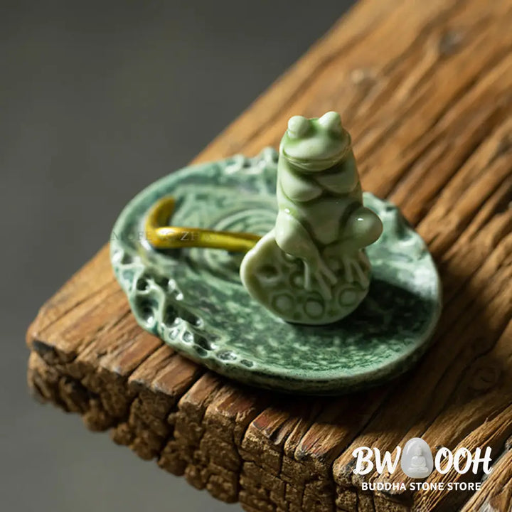 BWOOOH ceramic incense burner - Leaf Meditation Frog Pattern Healin