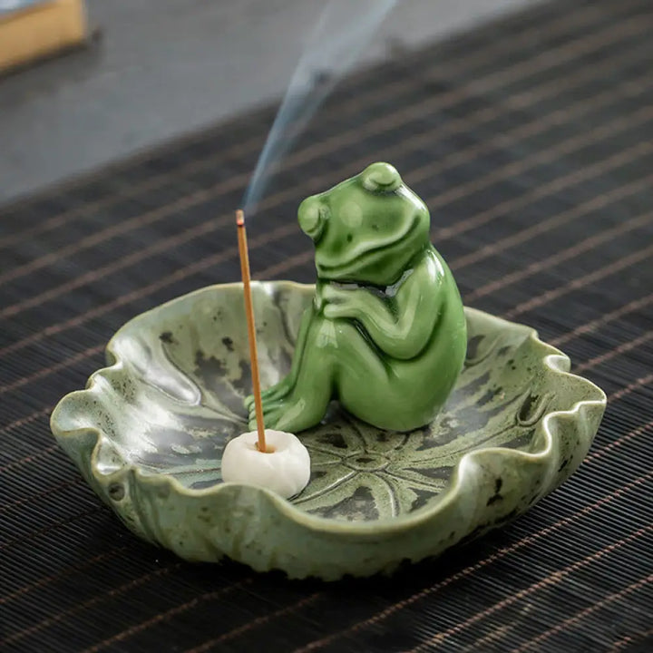BWOOOH ceramic incense burner - Leaf Meditation Frog Pattern Healin