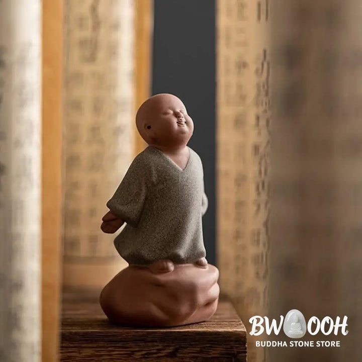 BWOOOH handcrafted Buddha statue - Looking Up Resting Monk Ceramic Sta