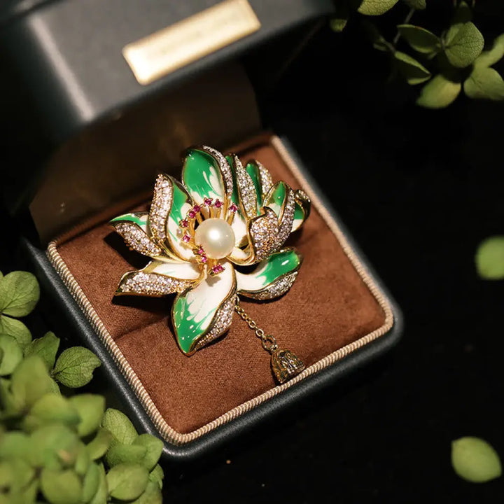 BWOOOH Lotus Flower Pearl New Beginning Copper Brooch