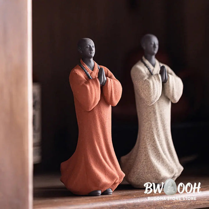 BWOOOH handcrafted Buddha statue - Meditating Praying Monk Figure Cera