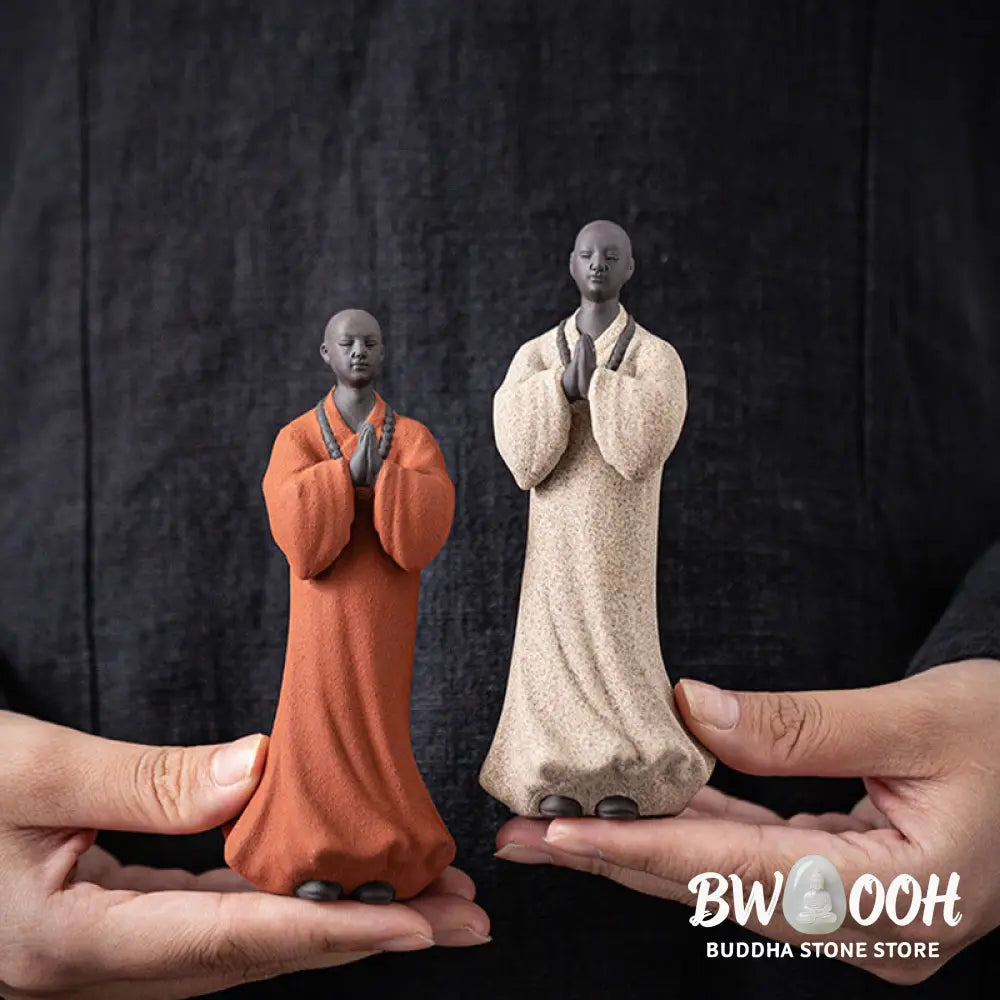 BWOOOH handcrafted Buddha statue - Meditating Praying Monk Figure Cera