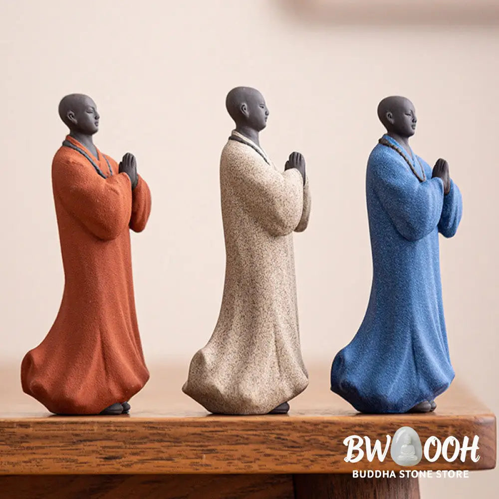 BWOOOH handcrafted Buddha statue - Meditating Praying Monk Figure Cera
