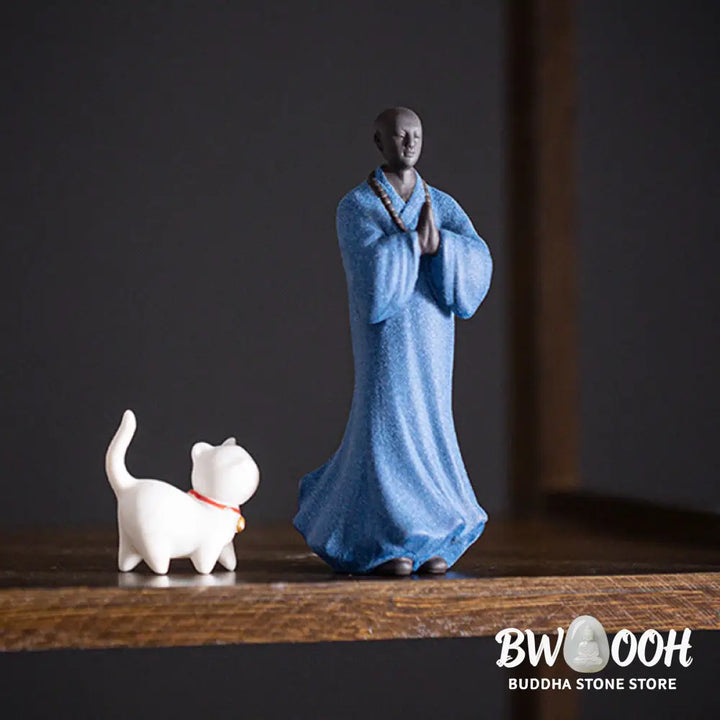 BWOOOH handcrafted Buddha statue - Meditating Praying Monk Figure Cera