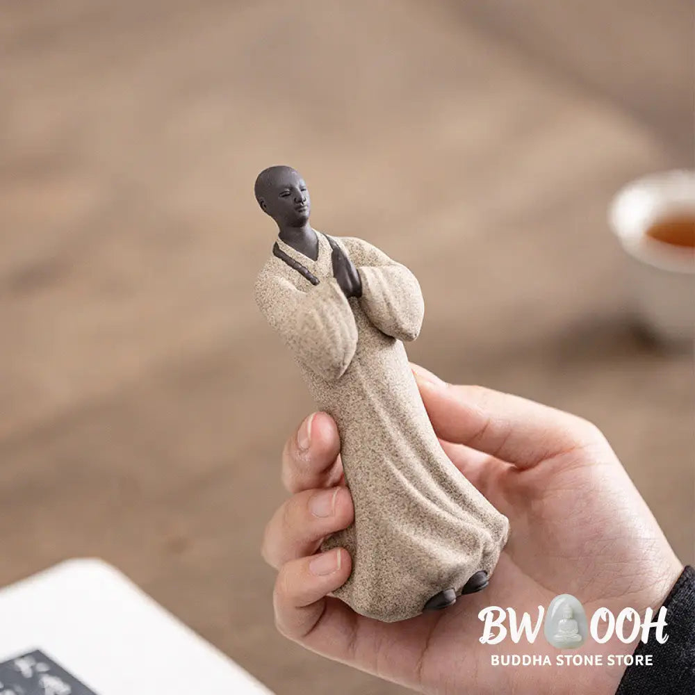 BWOOOH handcrafted Buddha statue - Meditating Praying Monk Figure Cera