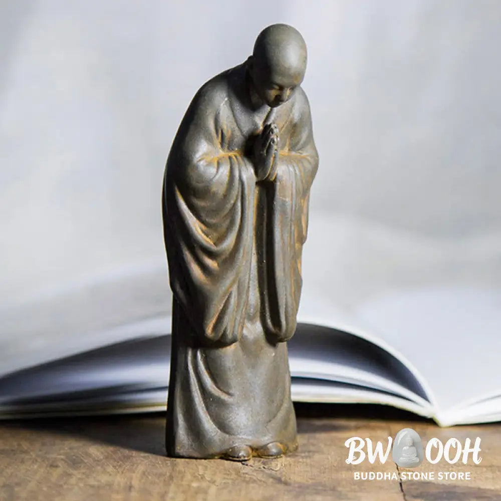 BWOOOH resin Buddha statue - Meditating Praying Monk Iron Powder