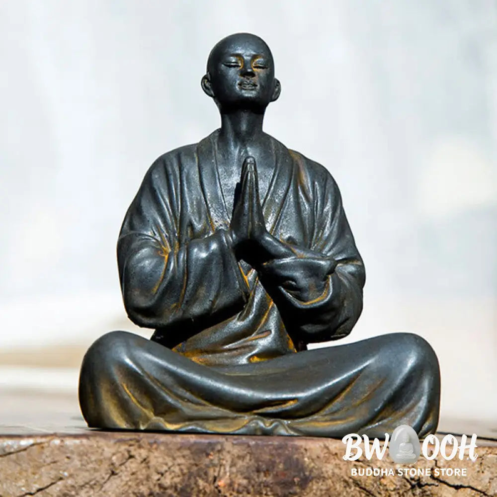 BWOOOH resin Buddha statue - Meditating Praying Monk Iron Powder