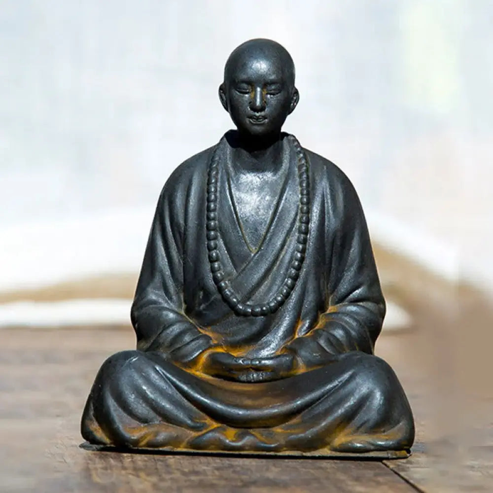 BWOOOH resin Buddha statue - Meditating Praying Monk Iron Powder