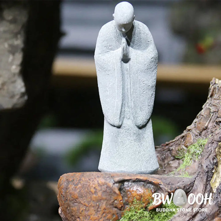 BWOOOH Meditation Buddha Monk Serenity Home Decoration - One-handed Buddha 8*7*18cm - Decorations