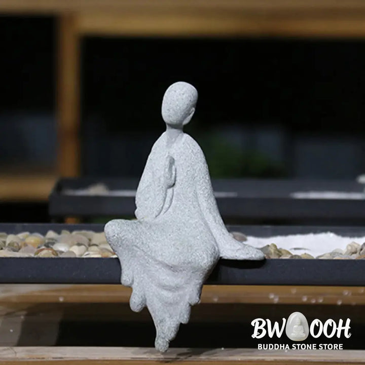 BWOOOH Meditation Buddha Monk Serenity Home Decoration - One-handed Buddha 8*7*18cm - Decorations