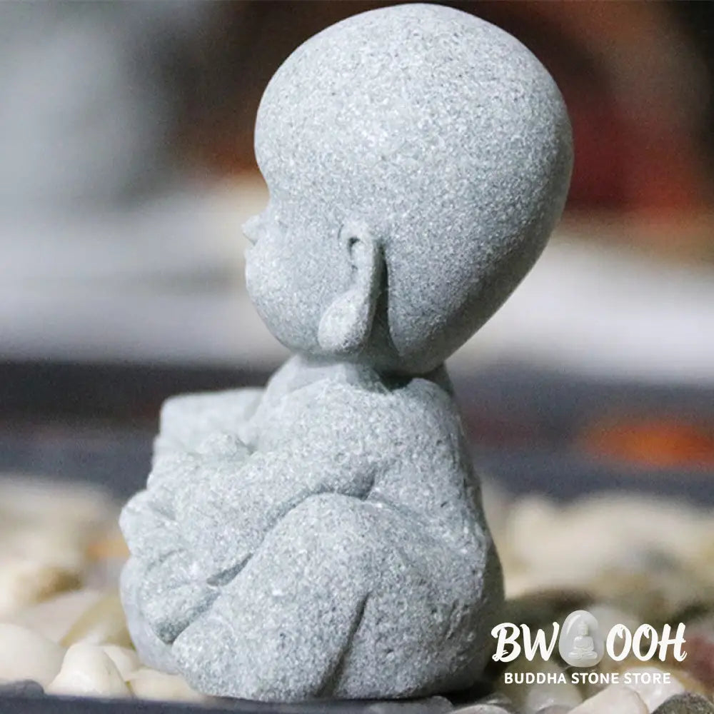 BWOOOH Meditation Prayer Monk Buddha Statue Serenity Home Decoration - Decorations