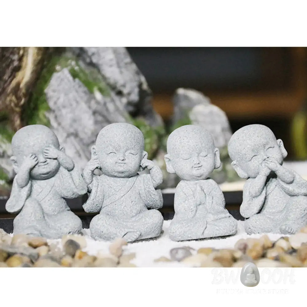 BWOOOH Meditation Prayer Monk Buddha Statue Serenity Home Decoration - Decorations