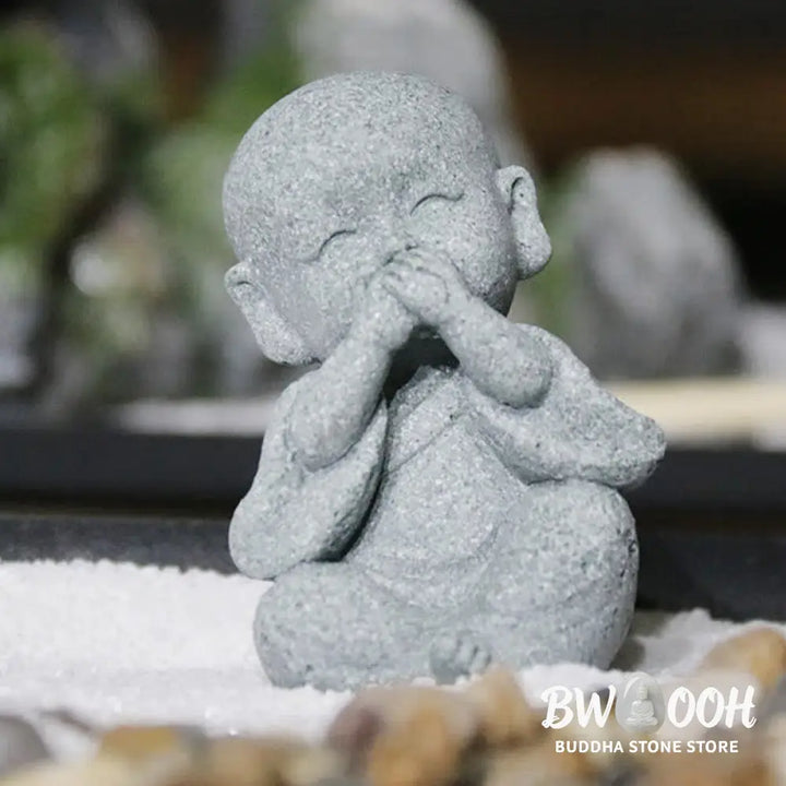 BWOOOH Meditation Prayer Monk Buddha Statue Serenity Home Decoration - Decorations