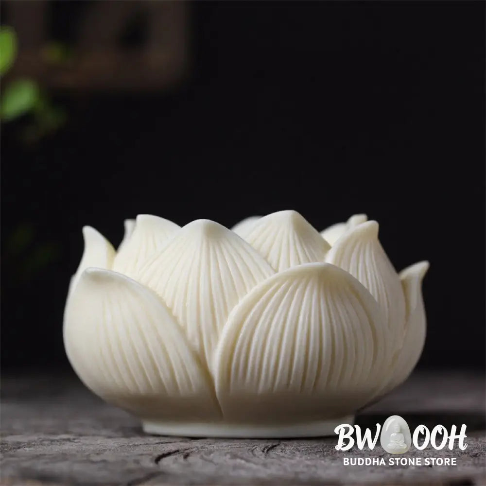 BWOOOH Mini Ivory Fruit Kwan Yin Avalokitesvara Lotus Wealth Desk Decoration - Small Avalokitesvara
