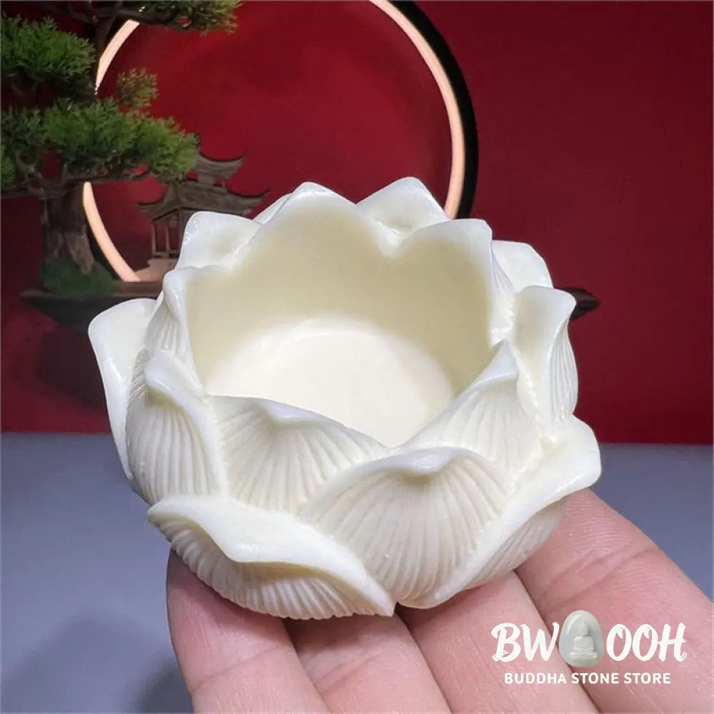 BWOOOH handcrafted Kwan Yin statue - Mini Ivory Fruit Tathagata Buddha L