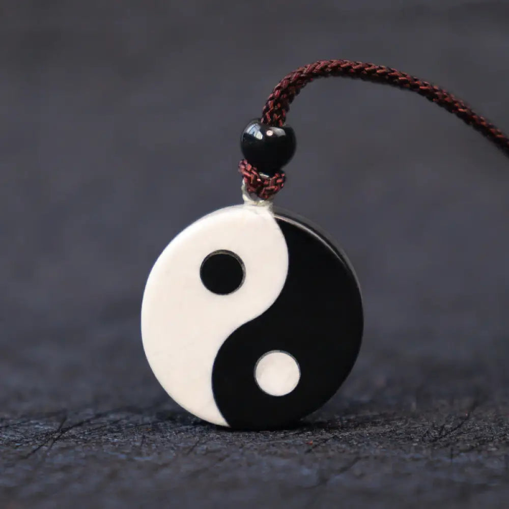 BWOOOH Natural Black Obsidian White Turquoise Yin Yang Fulfilment Strength Necklace Pendant