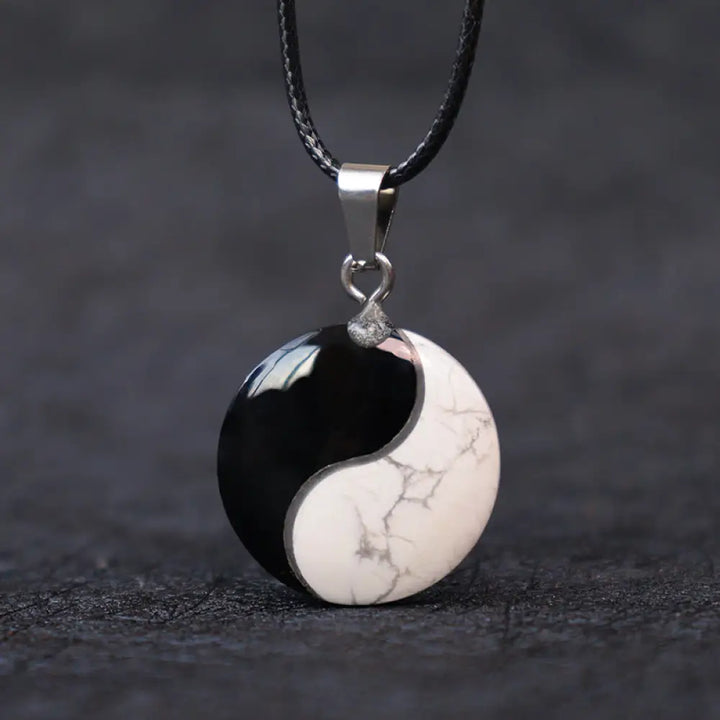 BWOOOH natural black obsidian white turquoise yin yang transformation rope necklace pendant